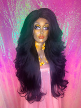 Load image into Gallery viewer, Grab & Glow: Black Mandy