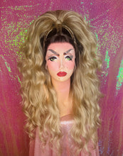 Load image into Gallery viewer, Rooted Honey Blonde Gabrielle