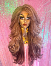 Load image into Gallery viewer, Grab & Glow: Caramel Mandy