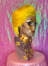 Load image into Gallery viewer, Canary Yellow Leo