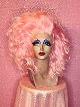 Load image into Gallery viewer, Baby Pink Cyndi