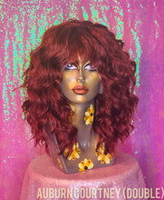 Load image into Gallery viewer, Auburn Courtney
