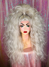 Load image into Gallery viewer, Iceberg Gabrielle
